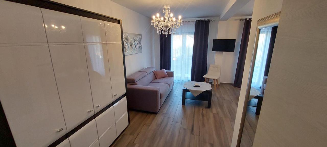 Holiday Apartments Cecilija ซูเปทาร์สกา ดรากา ภายนอก รูปภาพ