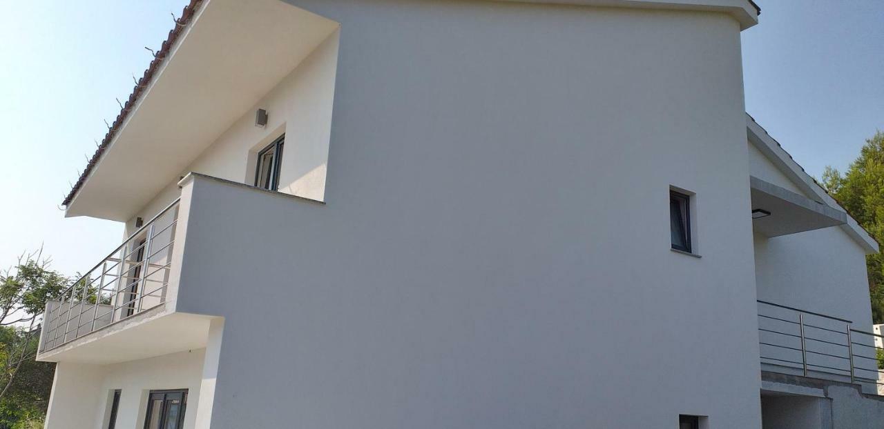 Holiday Apartments Cecilija ซูเปทาร์สกา ดรากา ภายนอก รูปภาพ